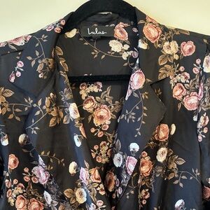NWOT Lulu's Feminine Sexy Black Mauve Silky Floral Bodysuit Blouse